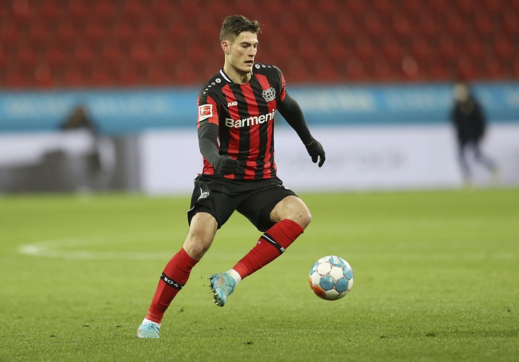 德天空：?？耸盏蕉喾輥碜杂⒊鸵饧椎膯栐?，滕哈赫希望球員留隊(duì)