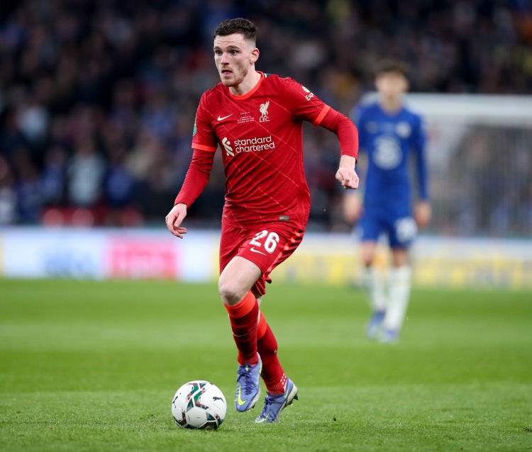 世體：馬競(jìng)希望引進(jìn)可以客串中衛(wèi)的左后衛(wèi)，羅伯遜目前是首選