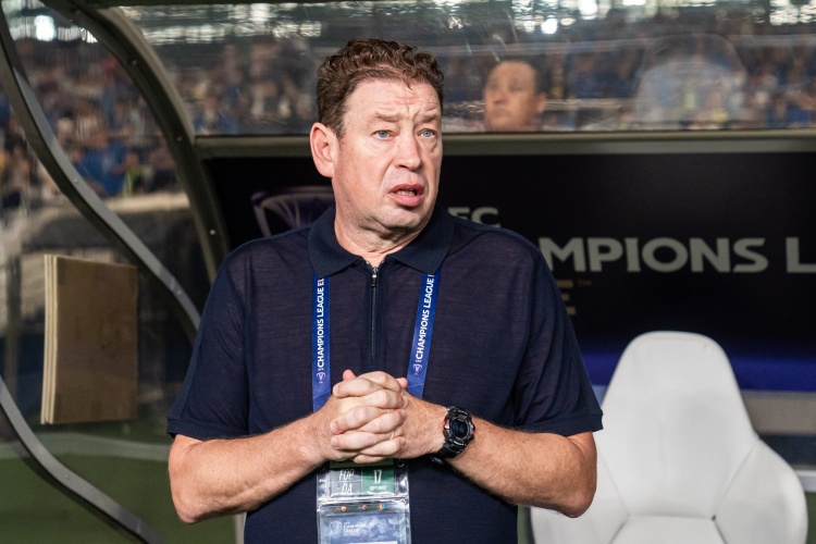 滬媒評申花：主要問題在防守，后半階段體能下降跟不上深圳節(jié)奏