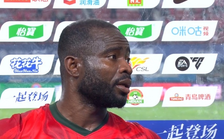 阿奇姆彭：好的方面是我們創(chuàng)造了很多機(jī)會(huì)，希望以后能進(jìn)更多球