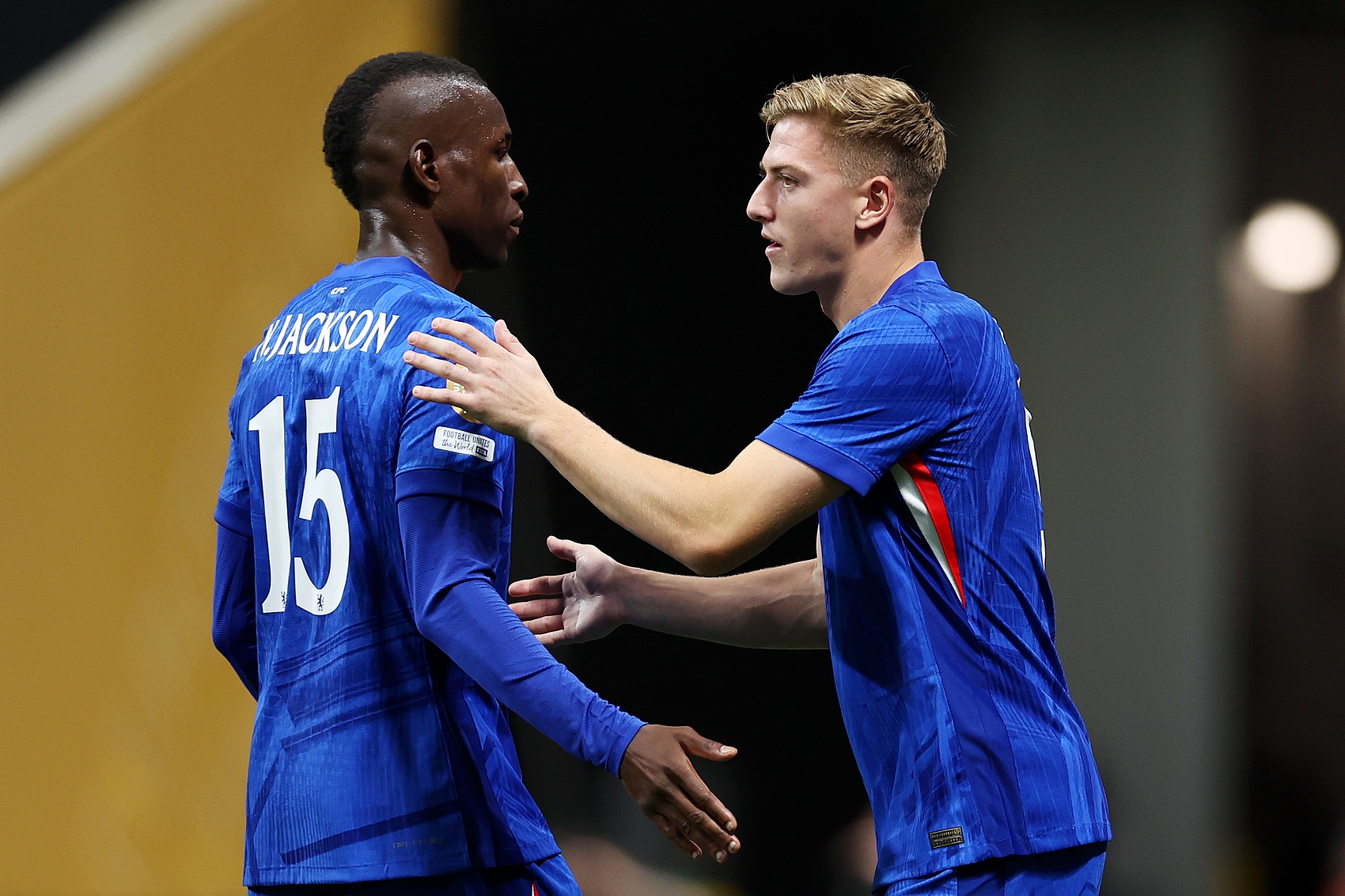 米克爾：球迷想要奧斯梅恩而不是德拉普，我看主力還得是杰克遜