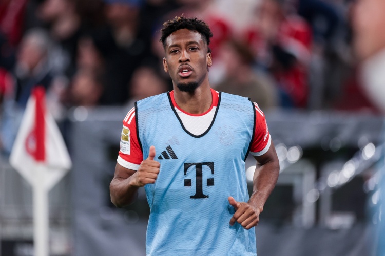 記者：盡管有沙特球隊有意科曼，但球員本人不想去沙特