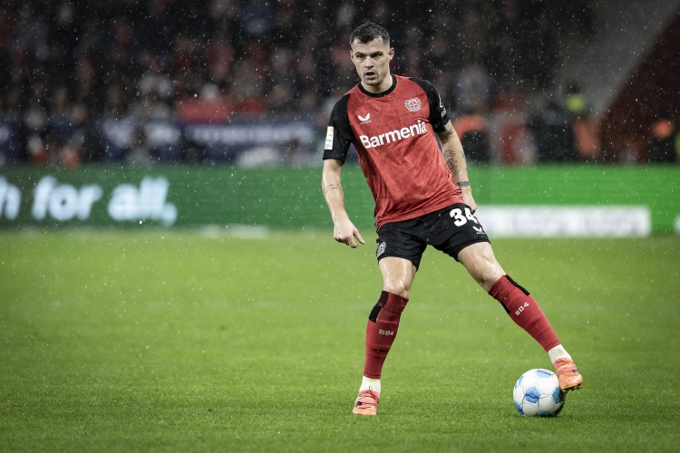 圖片報：滕哈赫告知扎卡，希望以他為核心來打造球隊