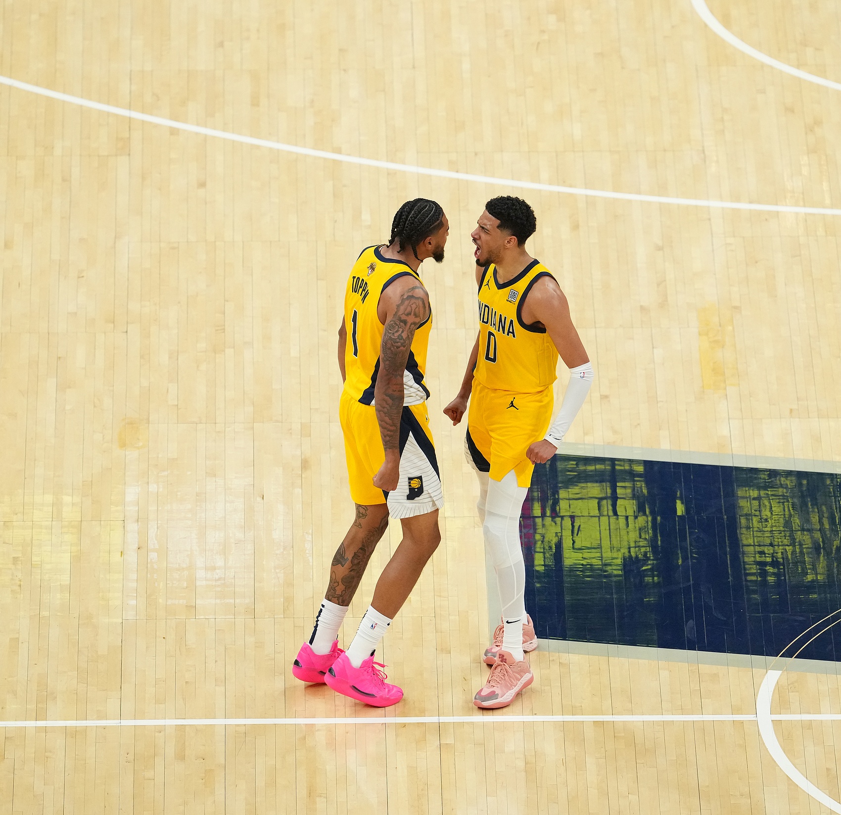 本世紀的第五次總決賽搶七大戰(zhàn)來了！此前有騎勇、湖凱大戰(zhàn)