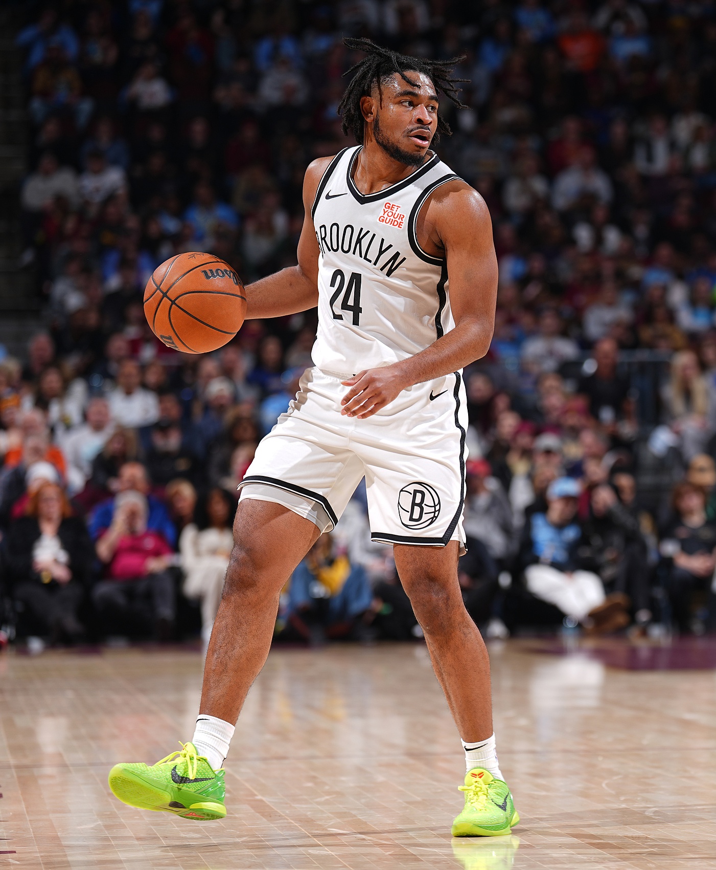 打25場場均24分~網(wǎng)媒：卡梅隆-托馬斯很可能尋求4年1億美元的合同