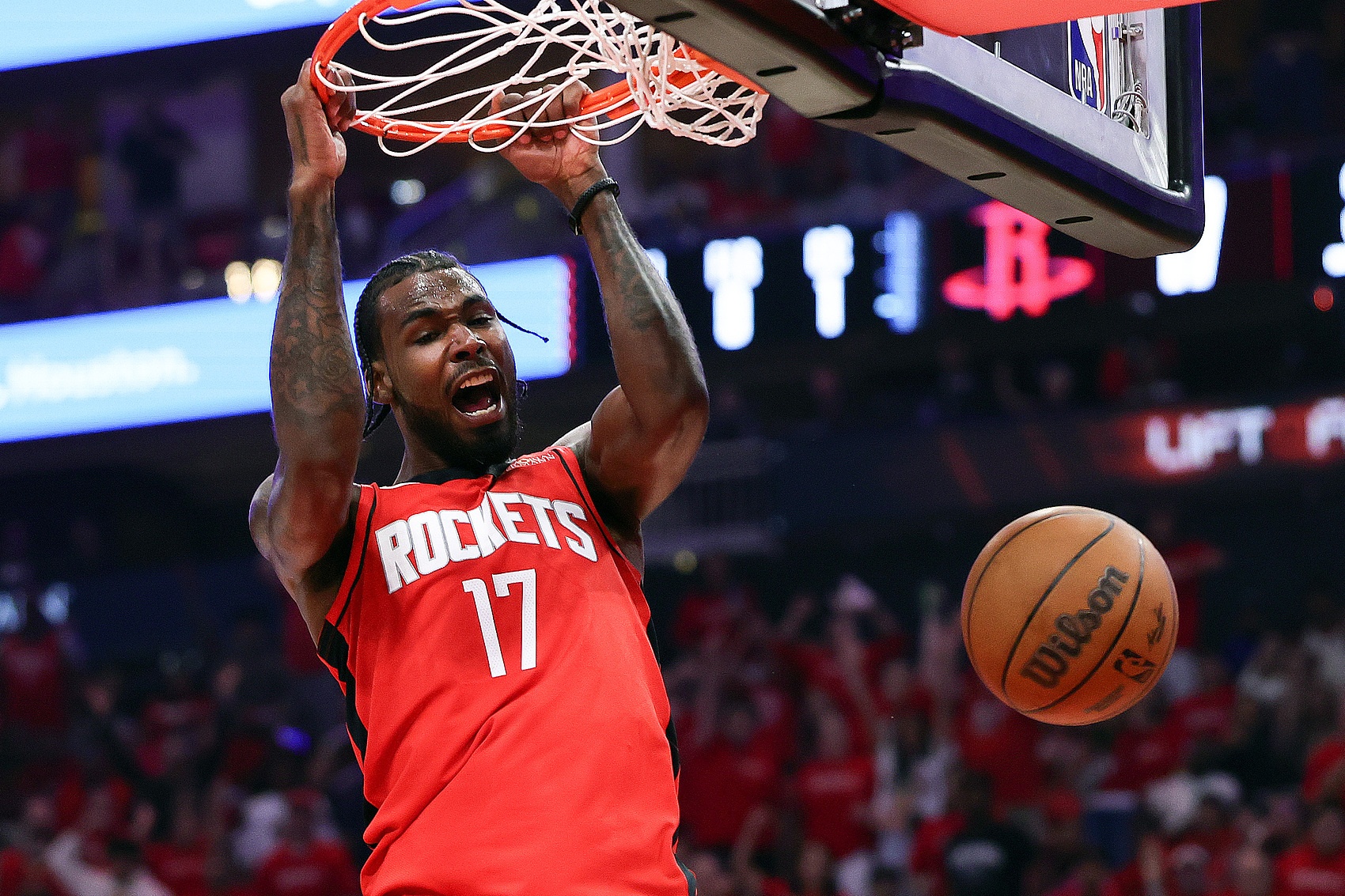 美記：若火箭和杜蘭特續(xù)約 那他們將很難留住史密斯和伊森