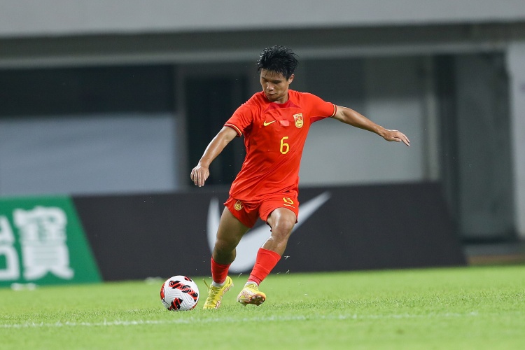 青島西海岸后衛(wèi)劉浪舟租借加盟遼寧鐵人