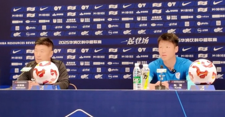 大連英博主帥：客戰(zhàn)海港一定非常困難 隊(duì)員通過(guò)足協(xié)杯積累了經(jīng)驗(yàn)