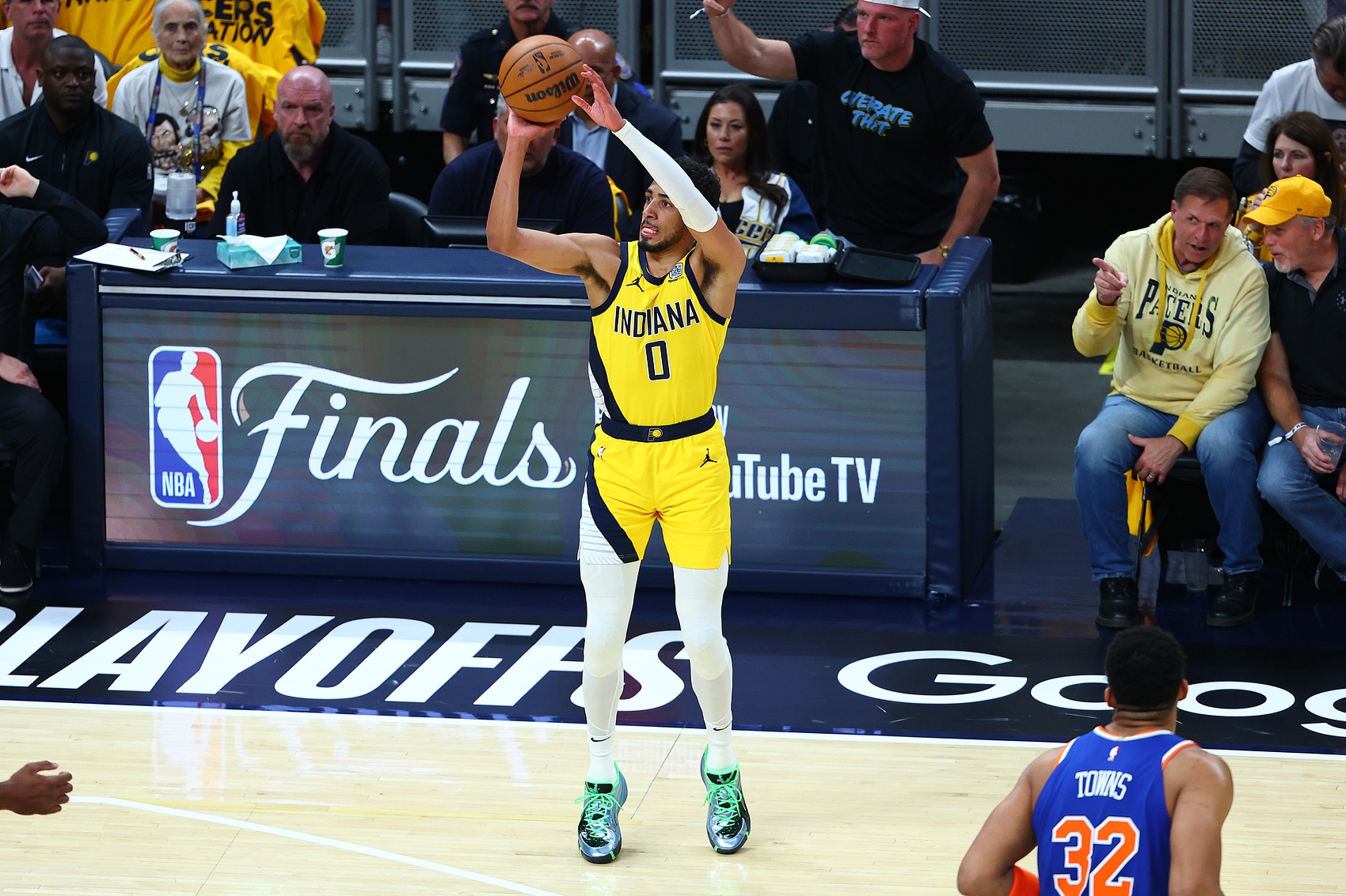 貝弗利：哈利伯頓習(xí)慣突破&三分 以后他會更多走上罰球線