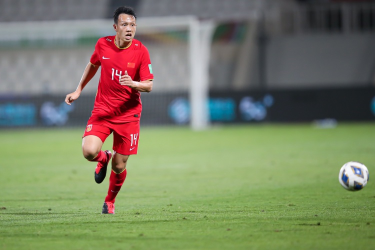 記者：久爾杰維奇更多使用雙后腰，高天意重返國(guó)足可能性非常大