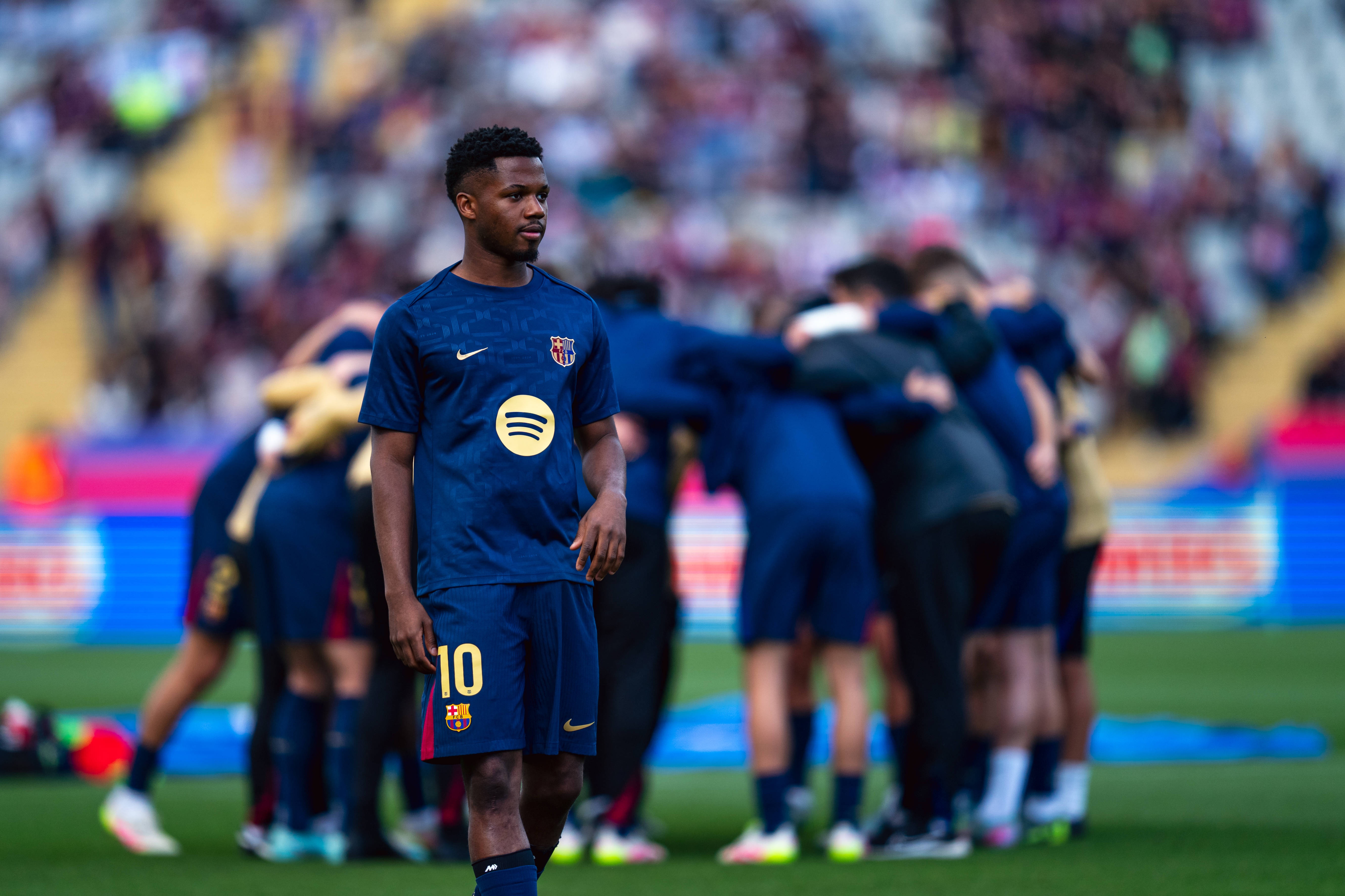 世體：法蒂已經(jīng)前往摩納哥完成租借手續(xù)，他將隨球隊開啟季前訓(xùn)練