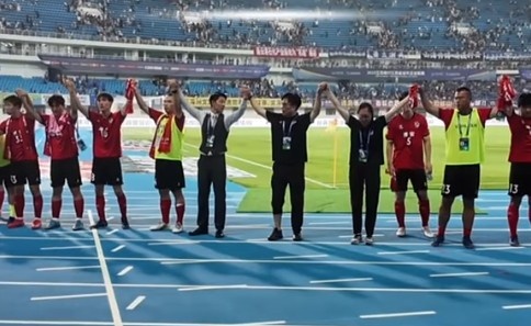 敗也愛你！淮安隊(duì)遭遇3場不勝，球迷高呼“繼續(xù)戰(zhàn)斗”鼓勵(lì)球隊(duì)