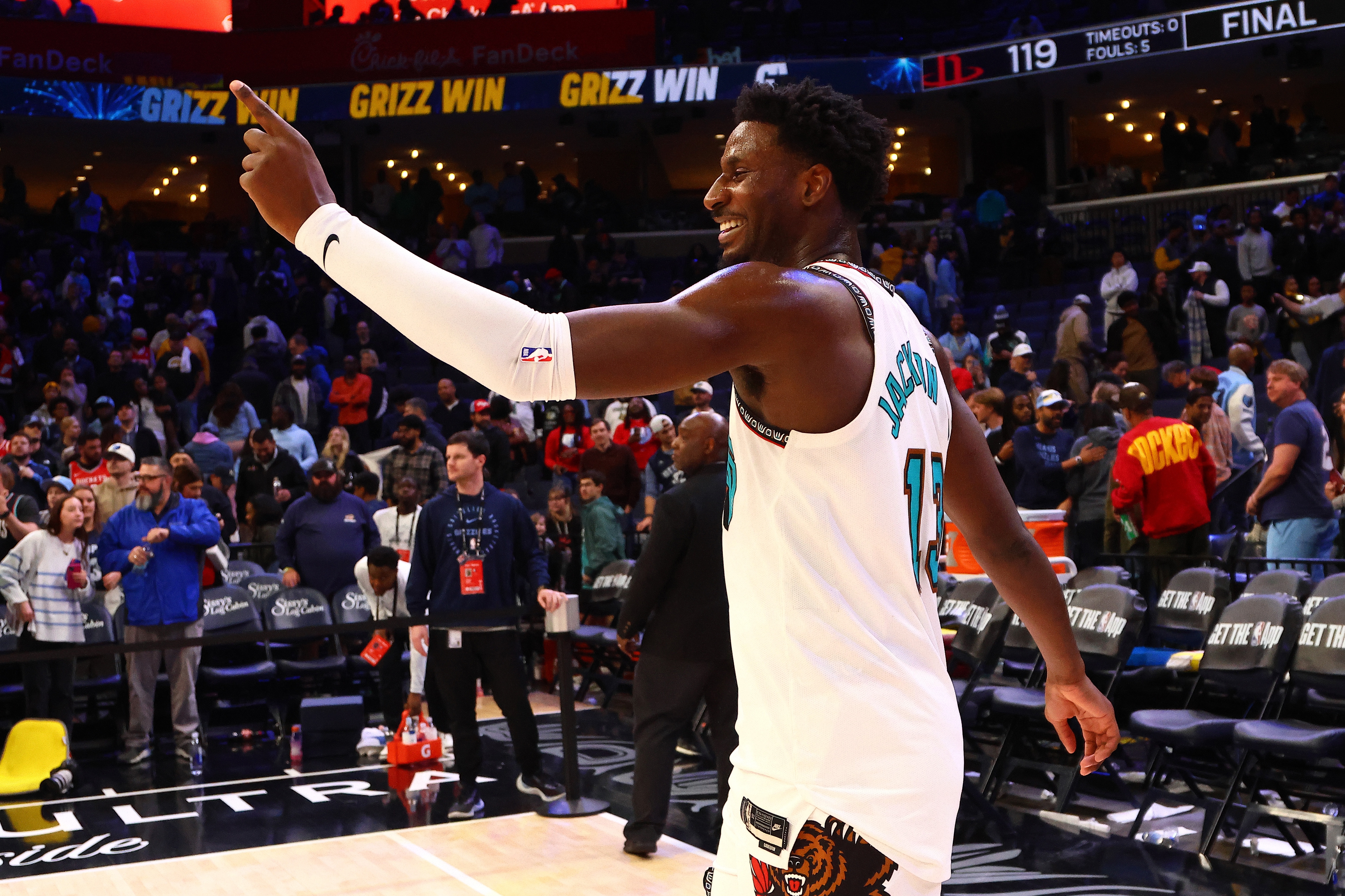 5年2.4億！JJJ：感謝幫助和影響過我的人 我的心永遠(yuǎn)屬于孟菲斯