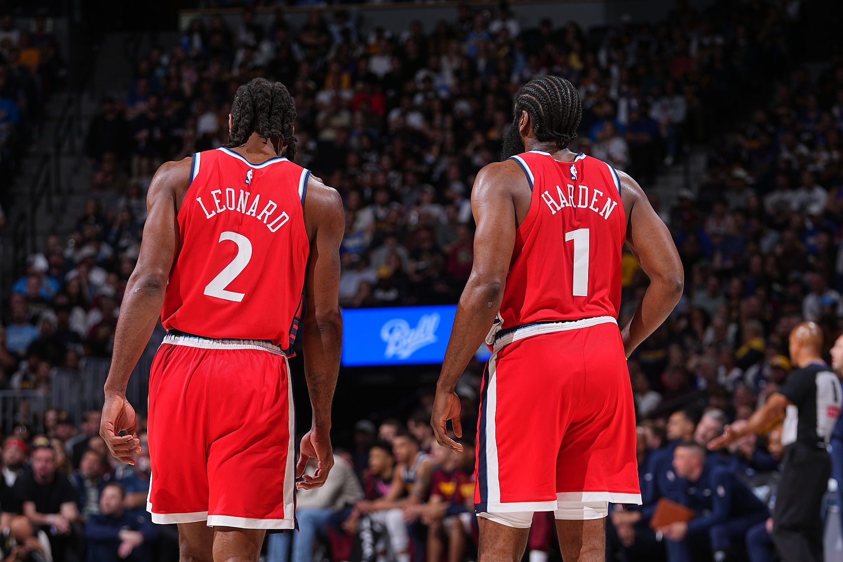 蒂格：快船該拆隊(duì)了 若上限是季后賽次輪你會(huì)交易哈登或小卡嗎