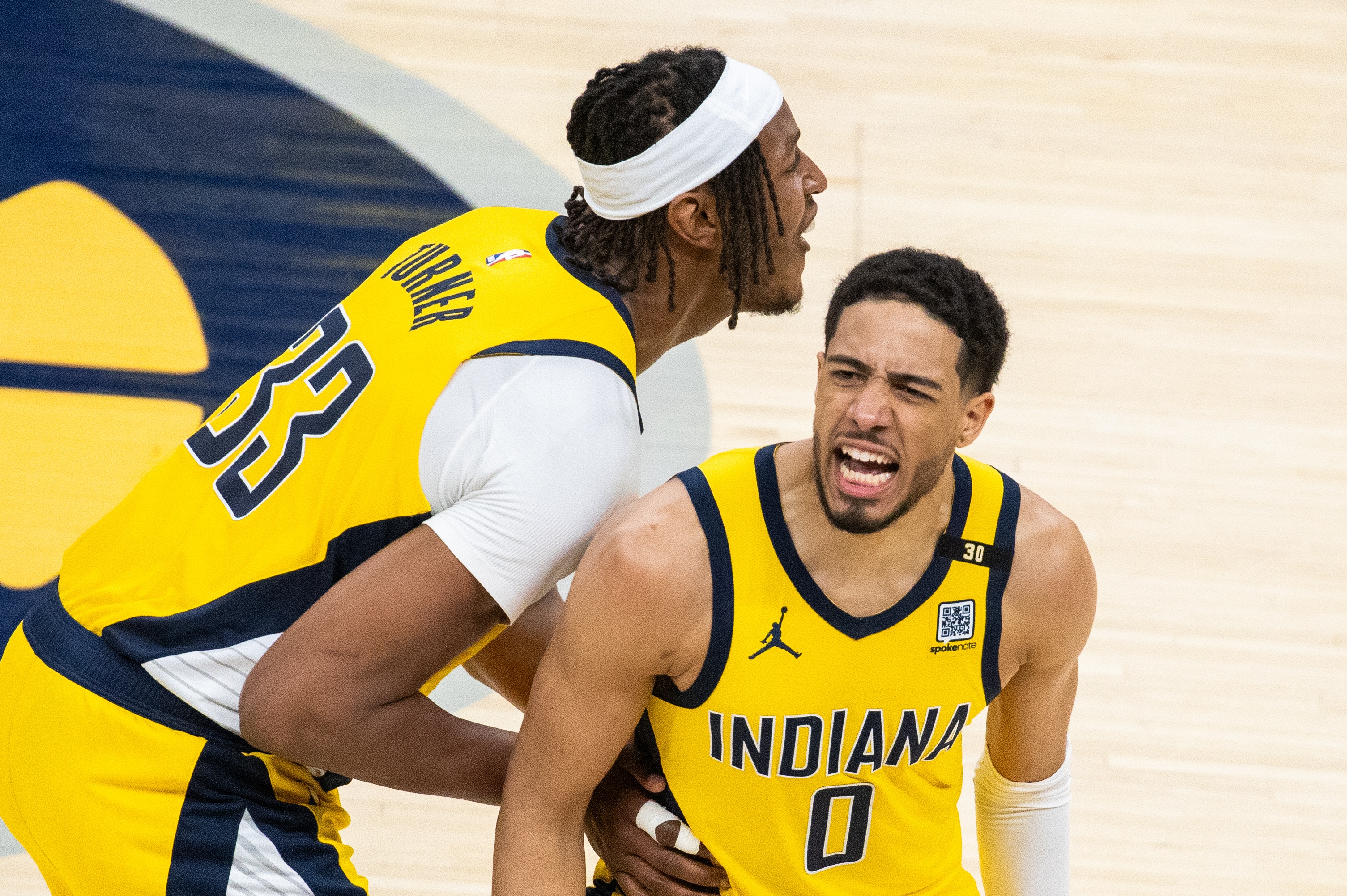 ??雷霆隊(duì)記：為步行者球迷感到難過(guò) 他們失去了哈利和特納