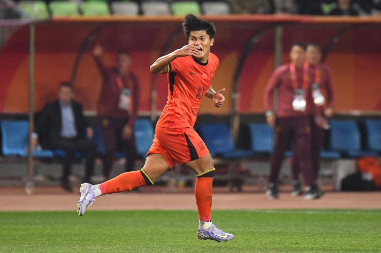 蒯紀(jì)聞：本次東亞杯目標(biāo)是希望能夠上場表現(xiàn)，發(fā)揮出個(gè)人的水平