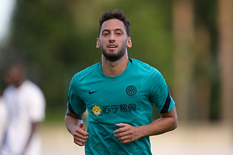 意媒：恰20與國(guó)米關(guān)系難以修復(fù)，私下接觸加拉塔薩雷但未申請(qǐng)轉(zhuǎn)會(huì)