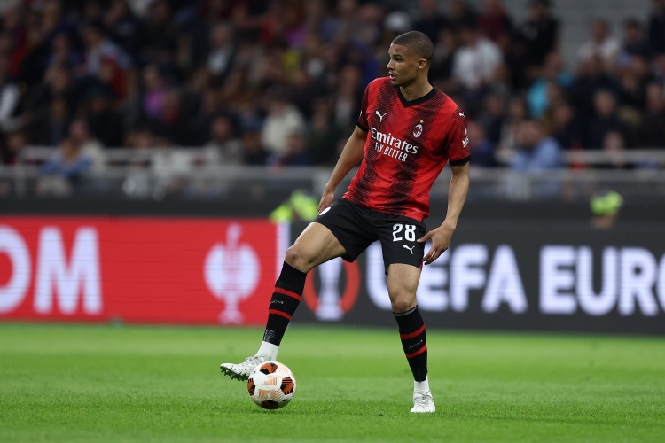 佩杜拉：科莫與佳夫再次接觸，球員表現(xiàn)出略微的開放態(tài)度