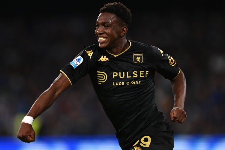 記者：亞特蘭大簽下熱那亞邊衛(wèi)阿哈諾，羅馬最后時(shí)刻截胡失敗