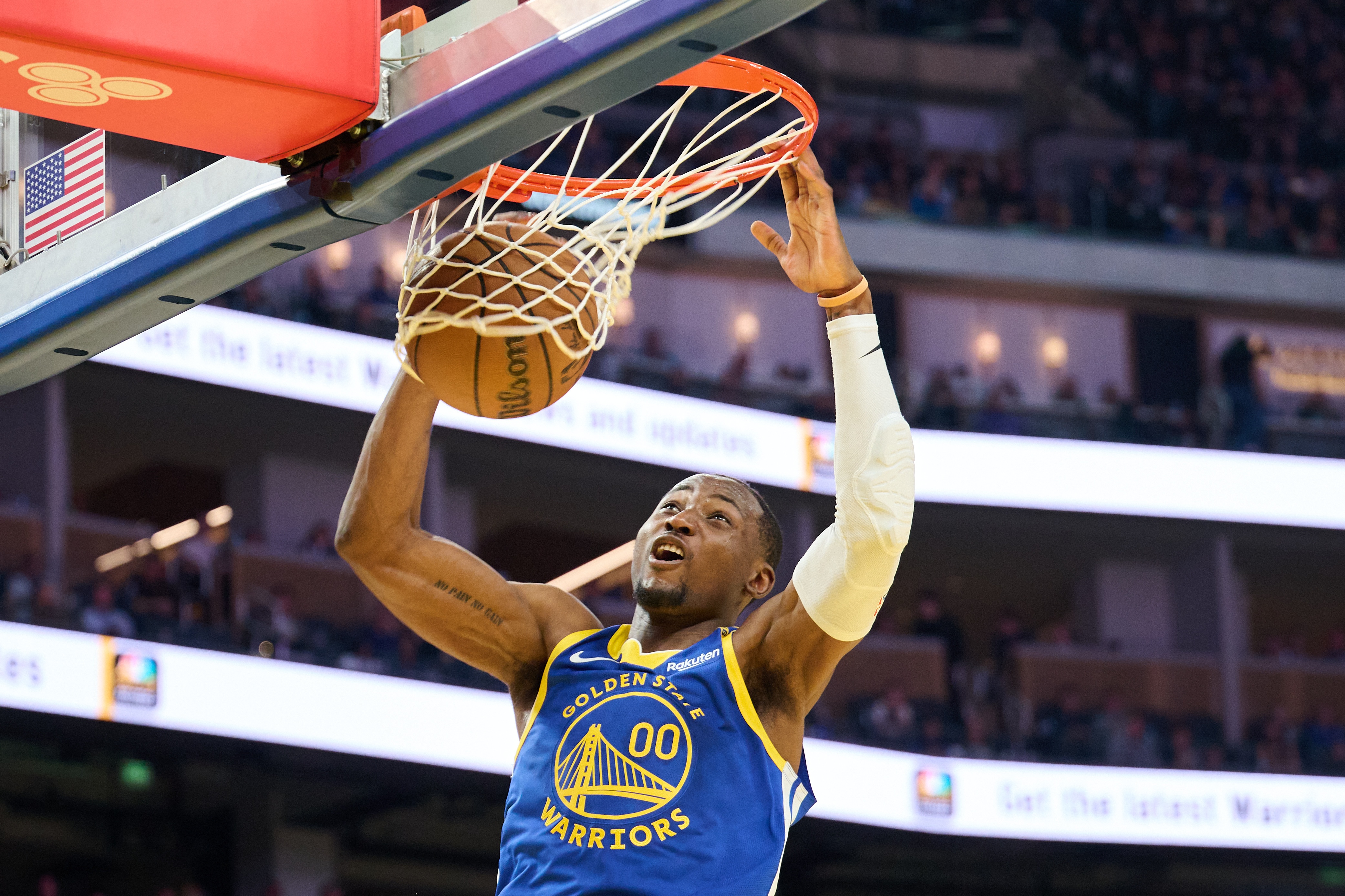 網(wǎng)媒：籃網(wǎng)對庫明加沒有興趣 也不想讓托馬斯走