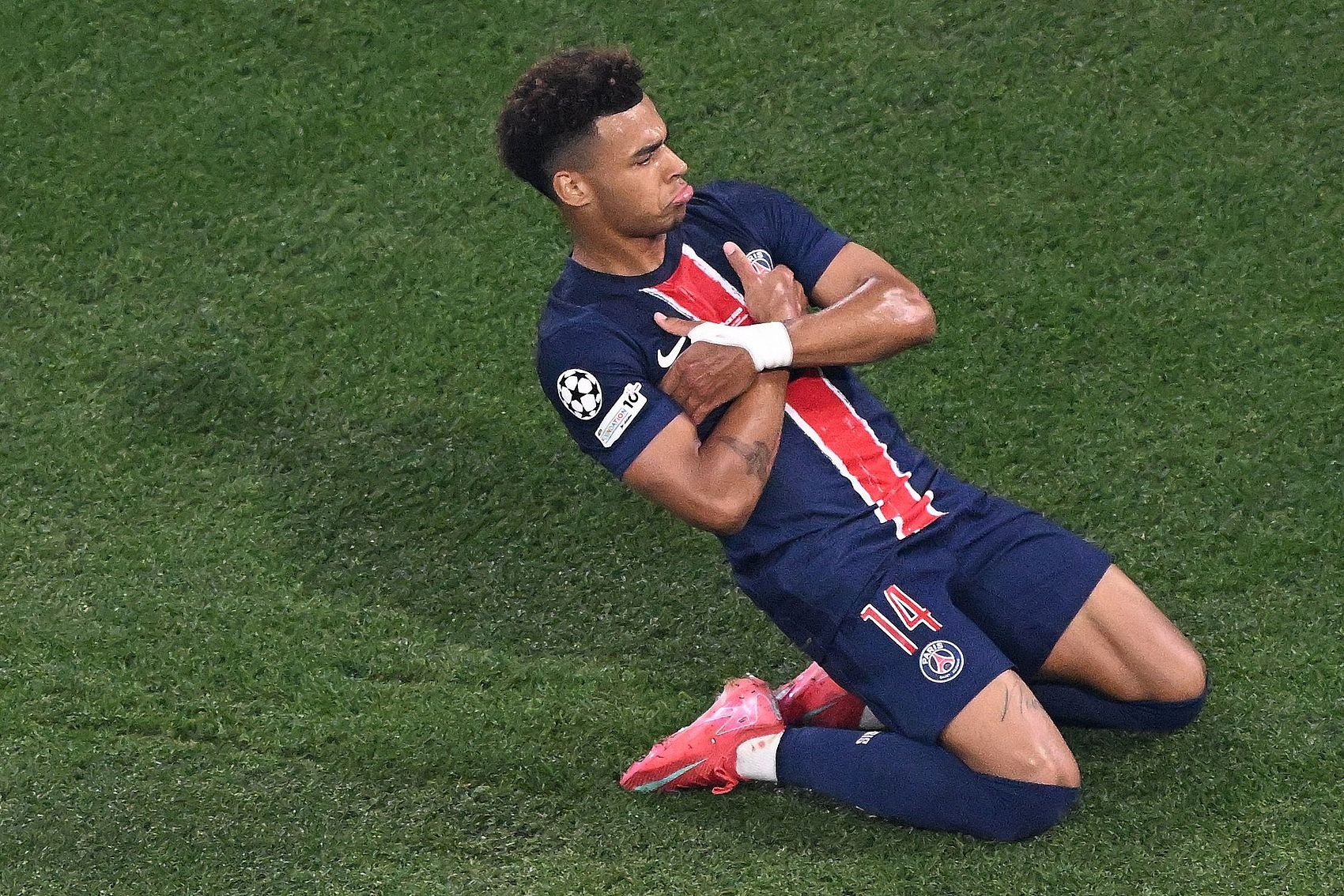 杜埃：能夠幫助到球隊(duì)非常重要，只要上場(chǎng)我就非常開心