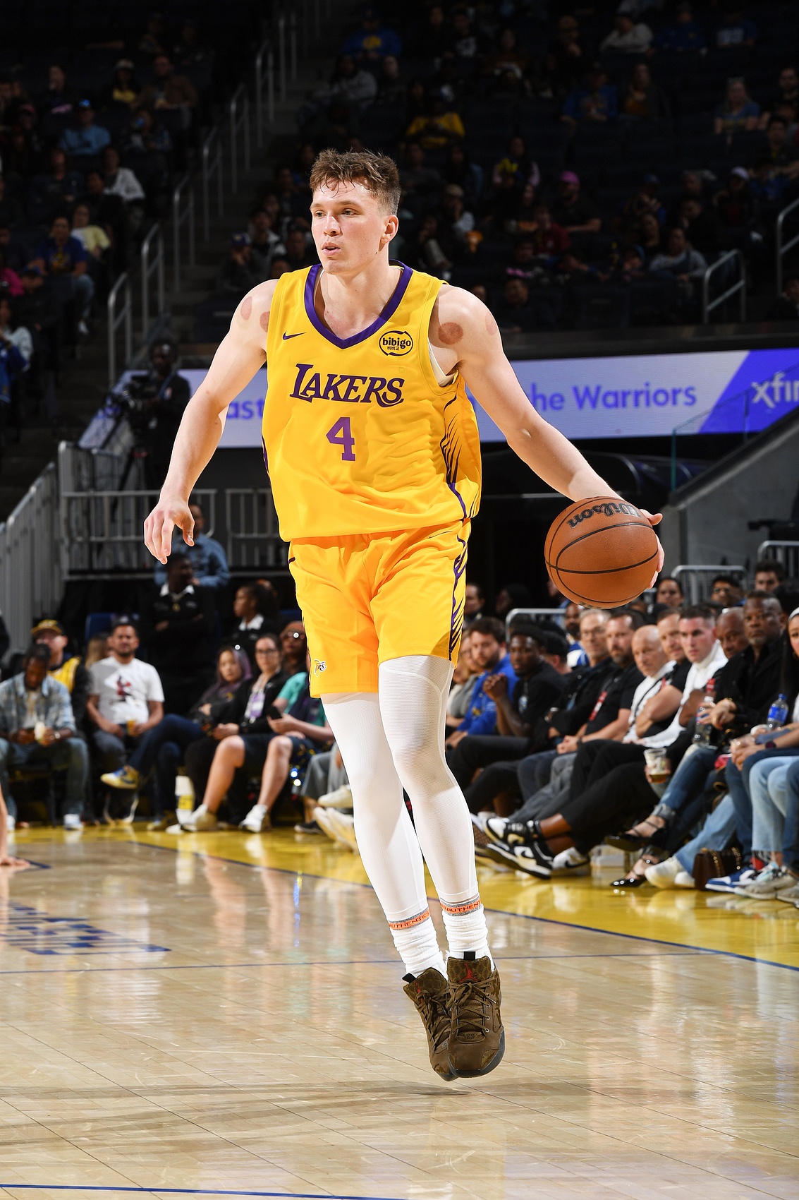 ??一日三練？每天如此？克內(nèi)克特投籃13中3！三分6中0！