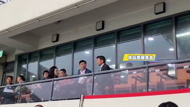 王曉瑞：昨日東亞杯期間，宋凱與韓國足協(xié)主席鄭夢奎交流