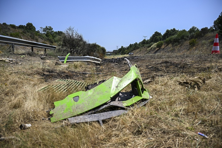 目擊者否認(rèn)若塔超速：我可以向家屬保證，他們并沒有超速