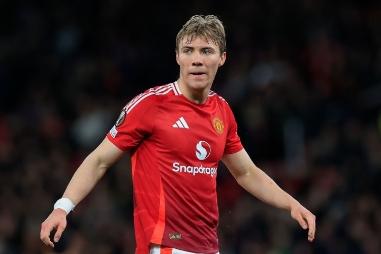 羅體：羅馬有意引進霍伊倫補強鋒線，并同時關(guān)注韋斯利和里奧斯