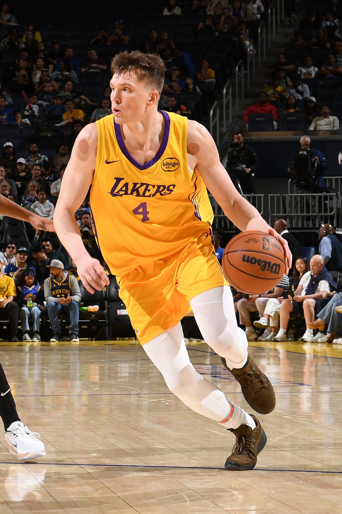 高光的一節(jié)！克內(nèi)克特第三節(jié)6中4得9分1板1助