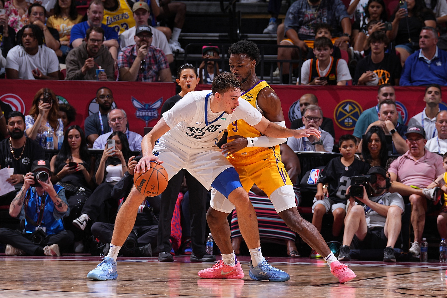 基德：弗拉格會(huì)犯錯(cuò)很正常 但他才18歲就如此沉著確實(shí)令人驚嘆