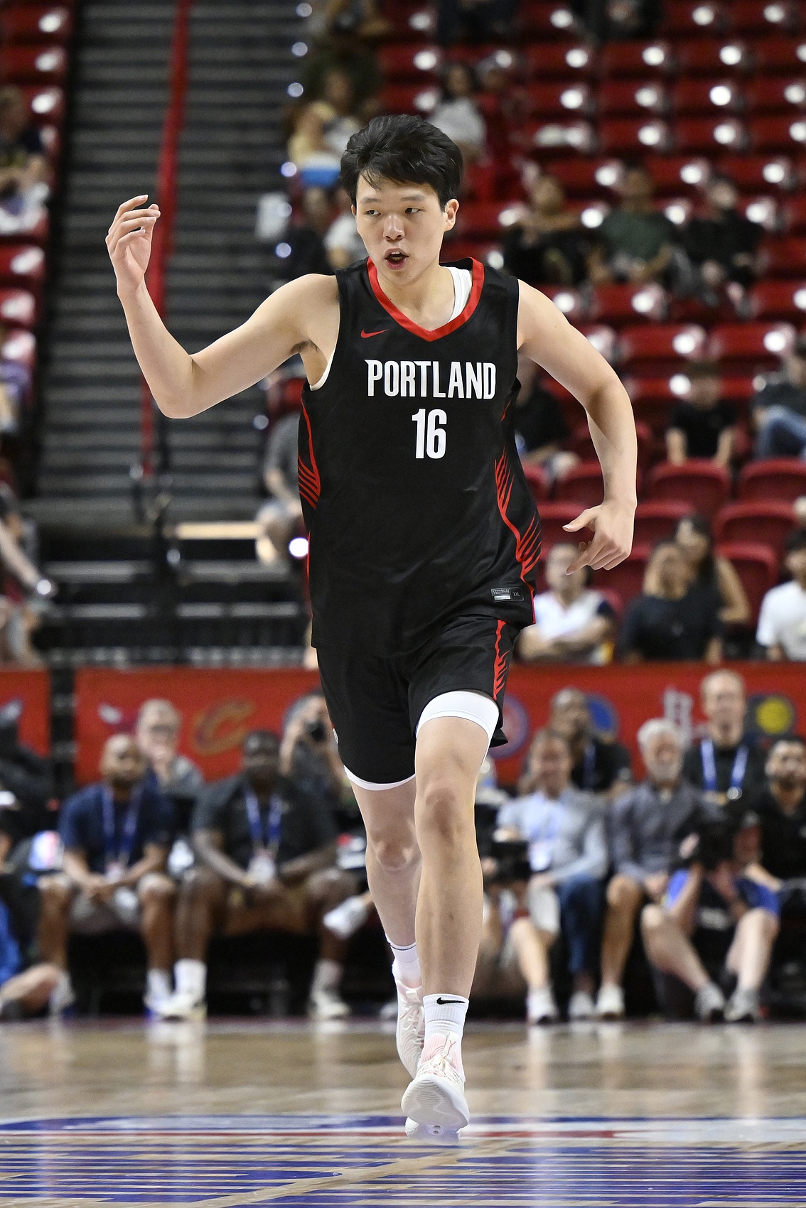 隊友認(rèn)可！克林根：楊瀚森首秀很棒 他攻防都出色&極具場上影響力