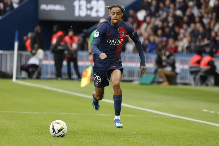 決賽戰(zhàn)切爾西！隊(duì)報(bào)：巴黎預(yù)計(jì)沿用大勝皇馬首發(fā)，巴爾科拉或替補(bǔ)