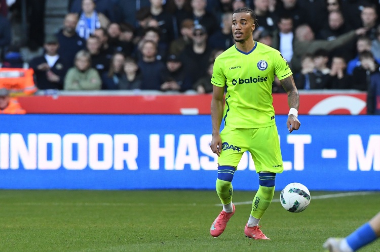 米蘭新賽季主力邊后衛(wèi)難產(chǎn)：布朗臨時(shí)變卦被截胡，買杜埃碰拉鋸戰(zhàn)