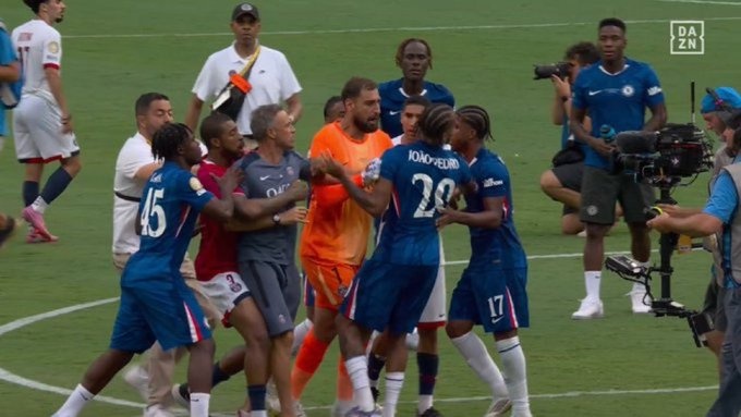 前皇馬球員：恩里克沒暴力行為，碰一下若昂-佩德羅就夸張倒地