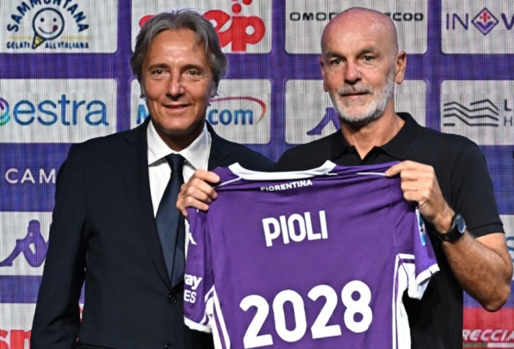 隔空喊話！皮奧利：阿萊格里沒(méi)把我當(dāng)歐冠競(jìng)爭(zhēng)對(duì)手，我記下來(lái)了…