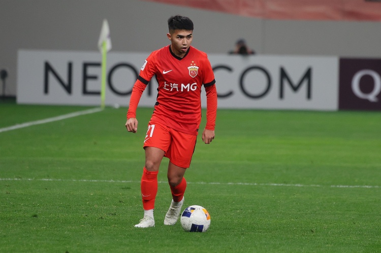 上海海港隊(duì)前鋒艾菲爾丁租借加盟長(zhǎng)春亞泰