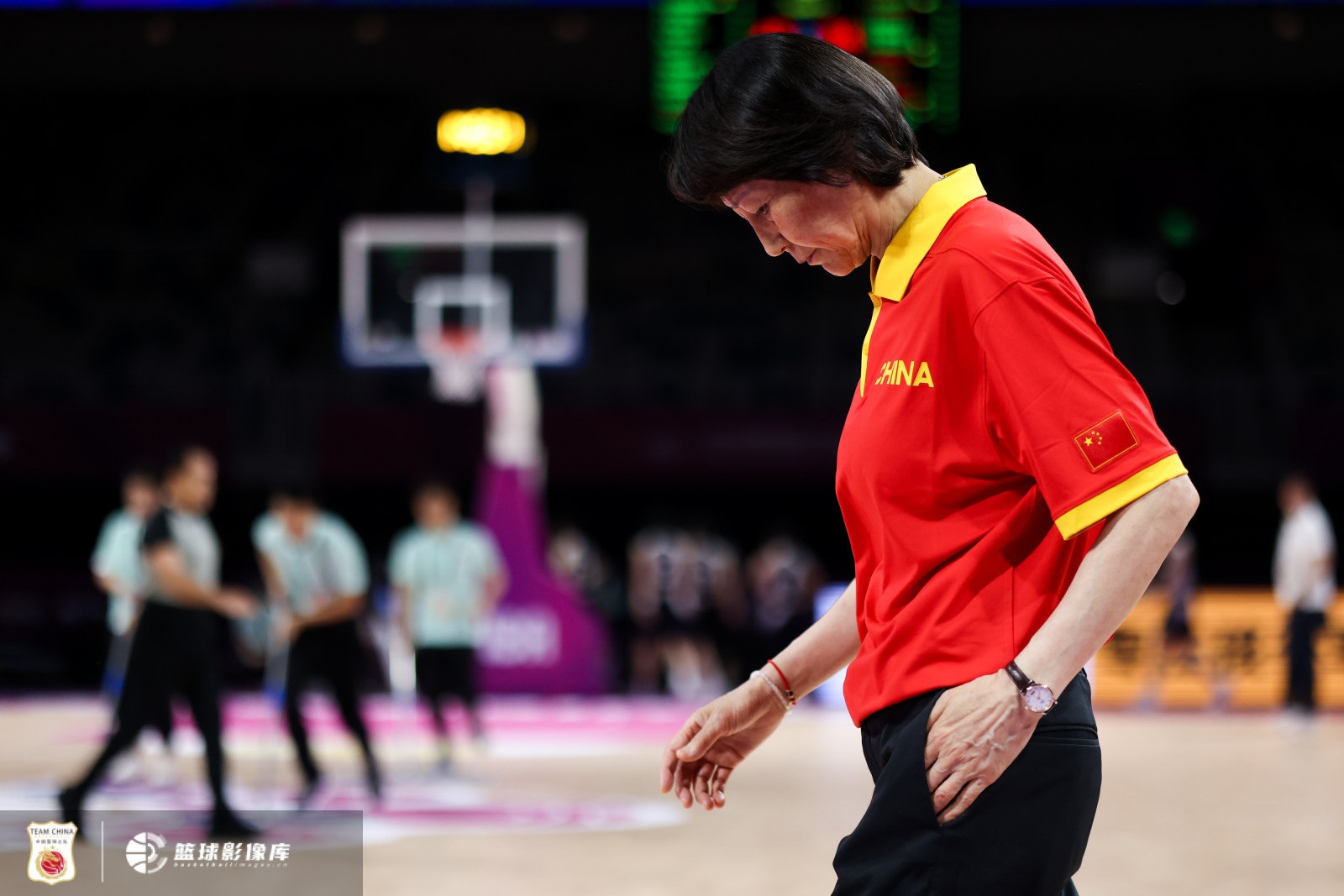 歷史級(jí)慘?。≈袊?guó)U19女籃狂輸美國(guó)U19女籃65分 末節(jié)9-28凈負(fù)19分