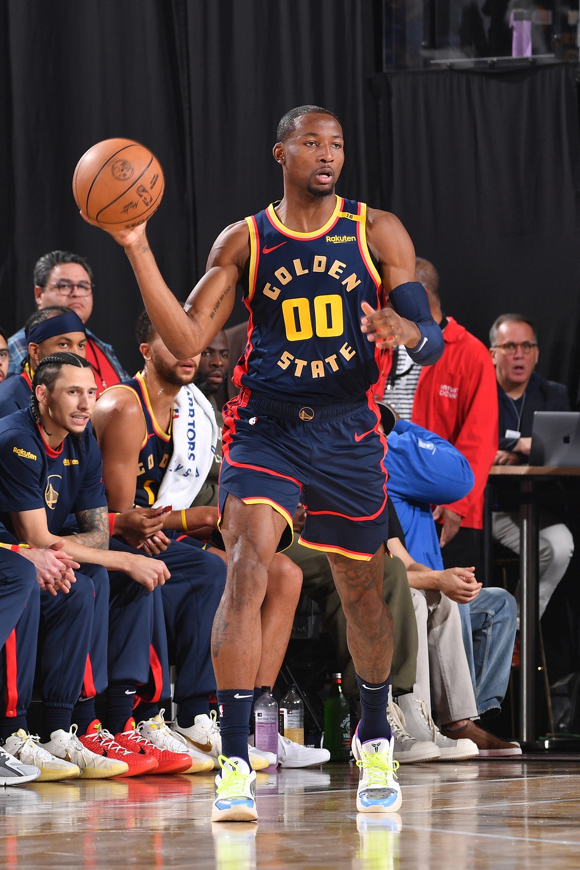 名記：庫(kù)明加想要至少2500萬(wàn)年薪 勇士不愿在長(zhǎng)約中支付如此高價(jià)