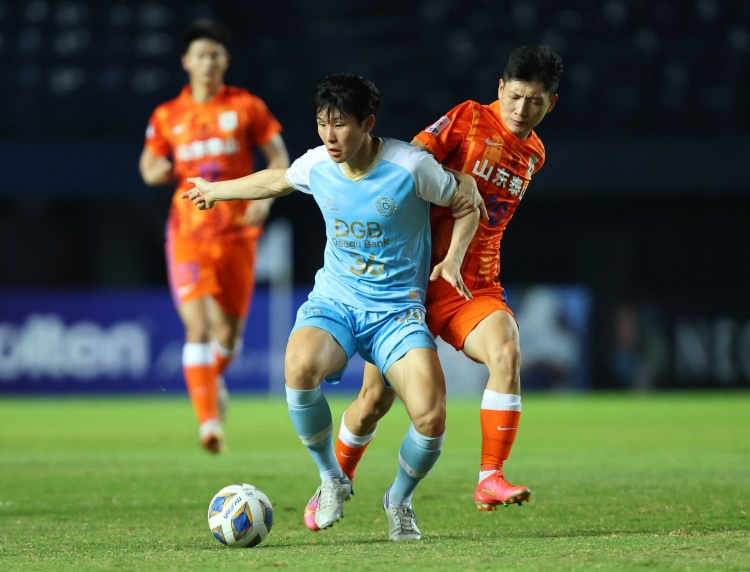 德轉(zhuǎn)：25歲山東泰山中場盧永濤租借加盟河南隊(duì)，租期半年