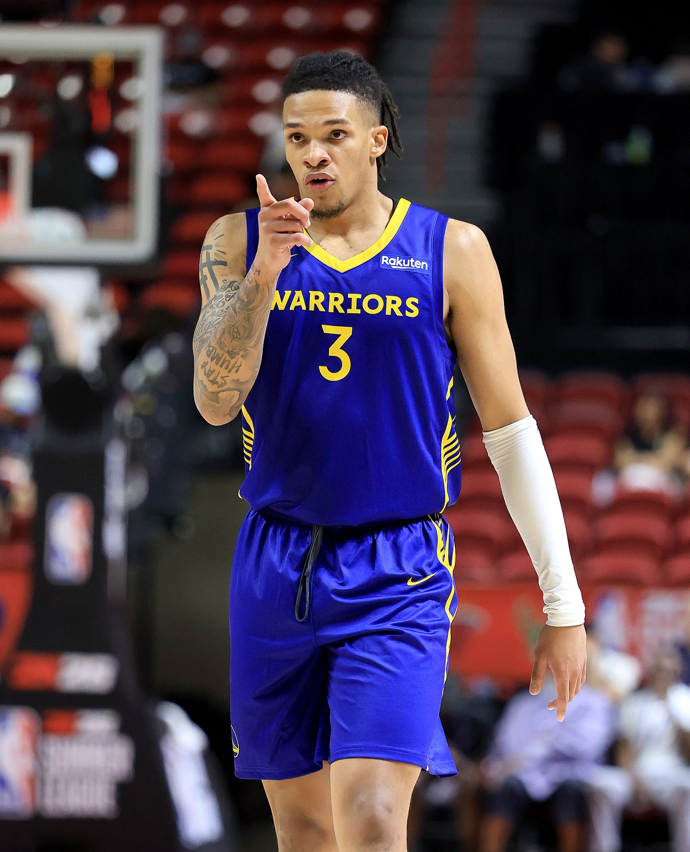 外線不準(zhǔn)！56號秀理查德三分6中1拿到7分5板4助1斷