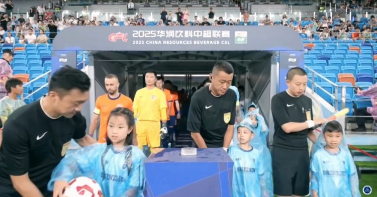 韋斯利首秀戴帽，德·列昂索建功！主場戰(zhàn)青島海牛比賽集錦請查收