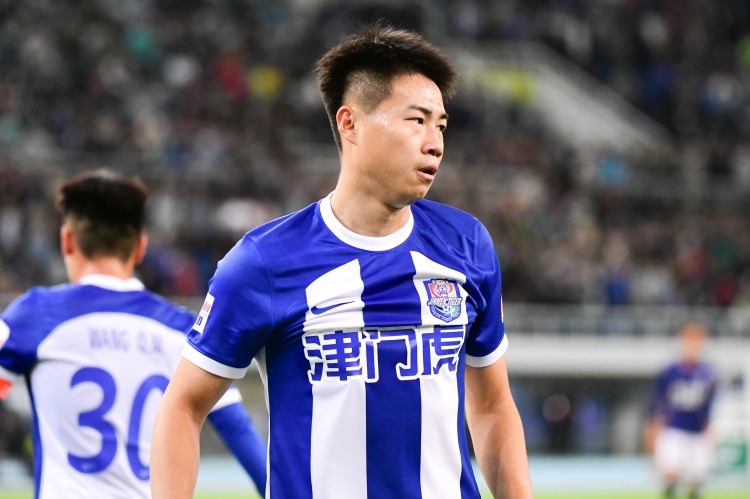 津媒：津門虎擊敗蓉城后多放假一天，于根偉稱楊帆傷勢快好了