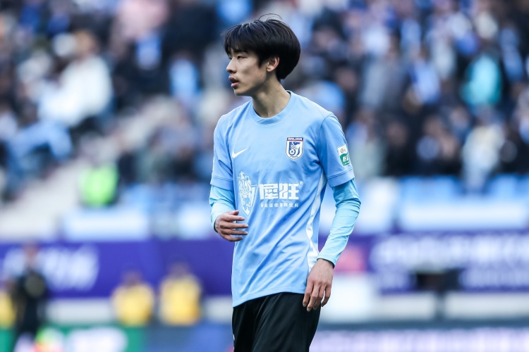 朱鵬宇：從主力到替補(bǔ)我的心態(tài)沒(méi)變化 年輕球員會(huì)很珍惜上場(chǎng)時(shí)間