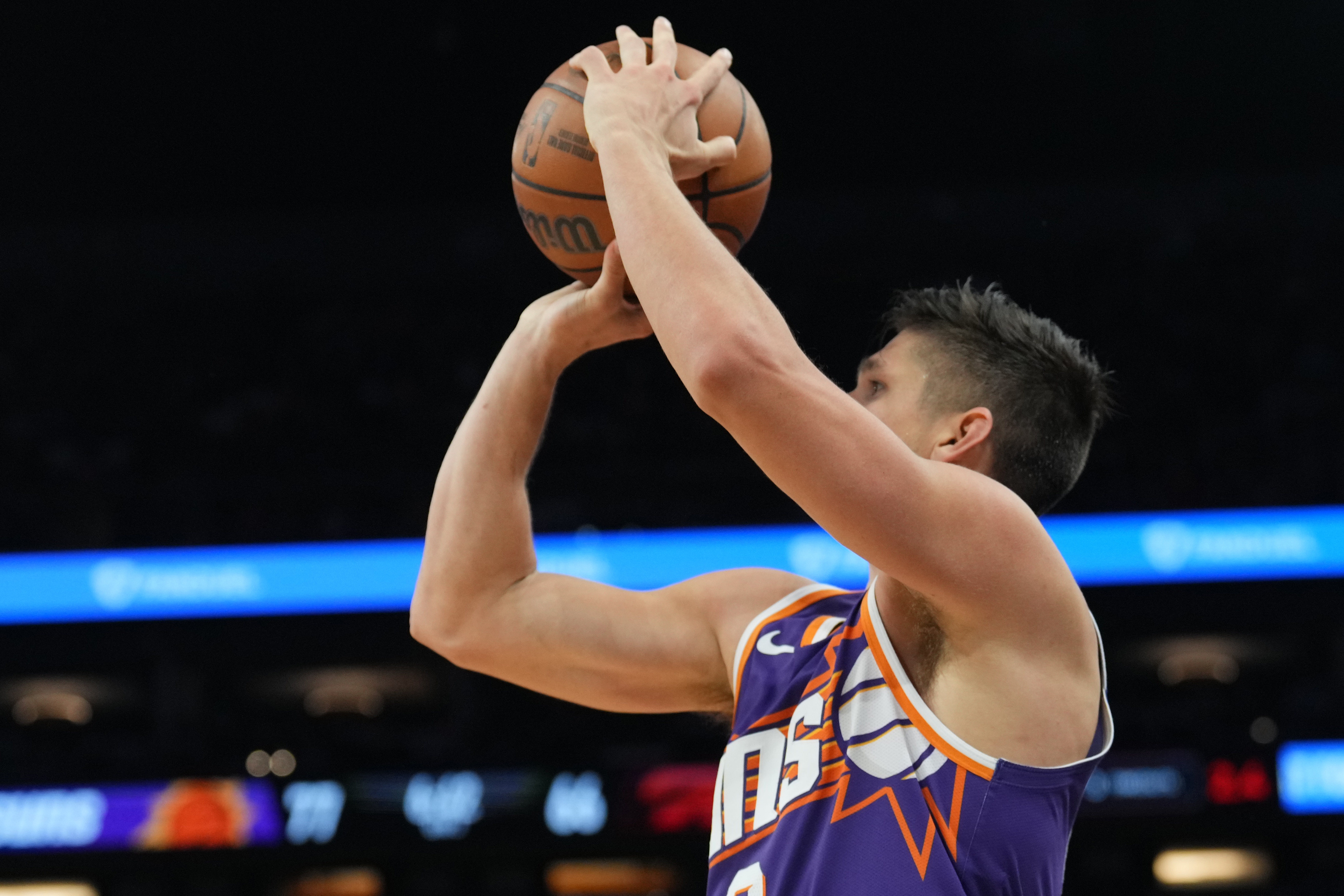 美記：太陽沒有積極兜售阿倫 因此他在市場上引起的興趣不大