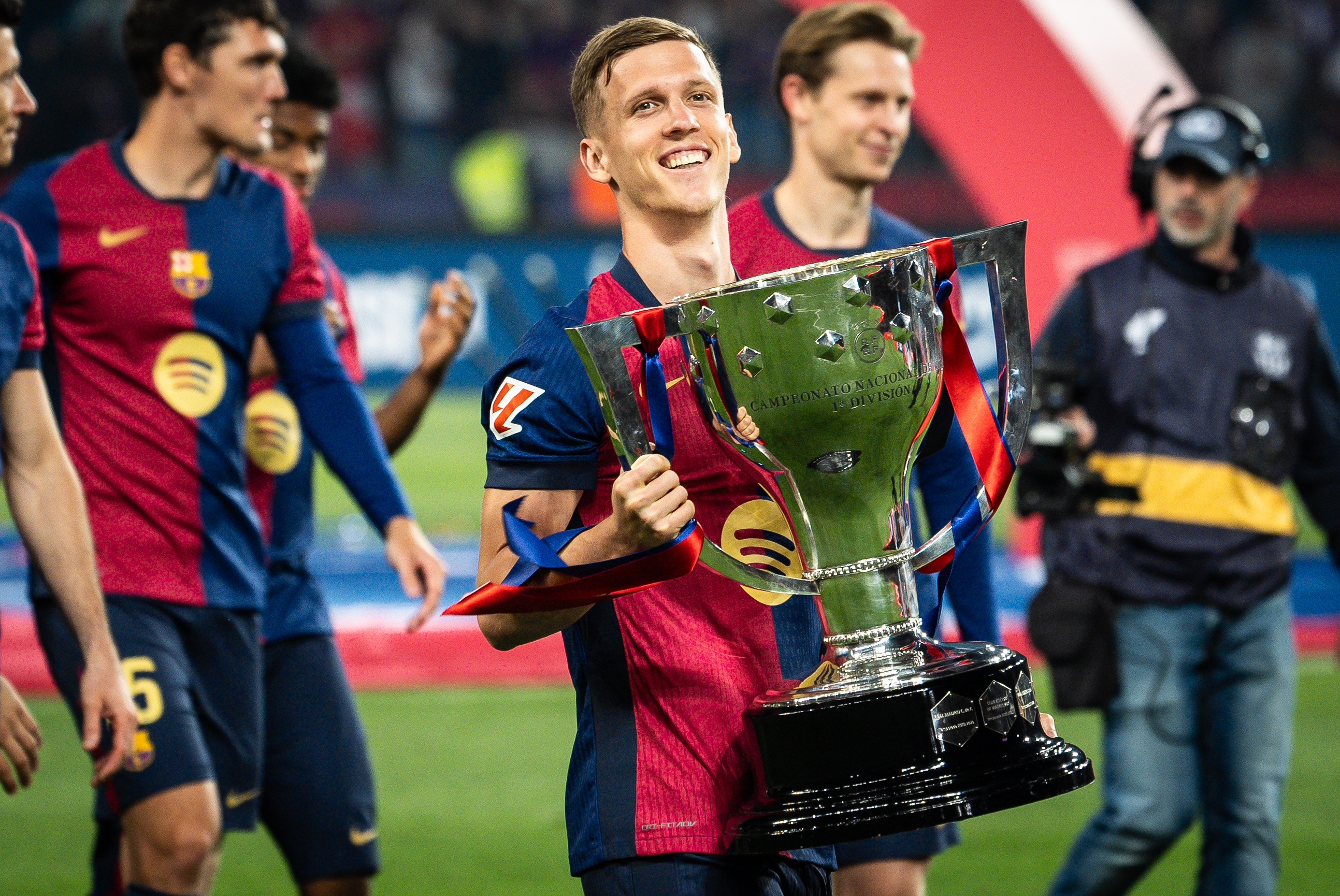 馬卡：奧爾莫捐出薪水1%支持慈善，每年夏天舉辦一次慈善校園活動(dòng)