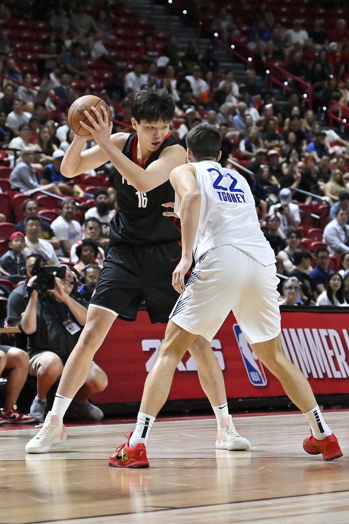 阿里納斯：楊瀚森能打任何位置 開拓者中鋒多 楊可像韋伯那樣打4