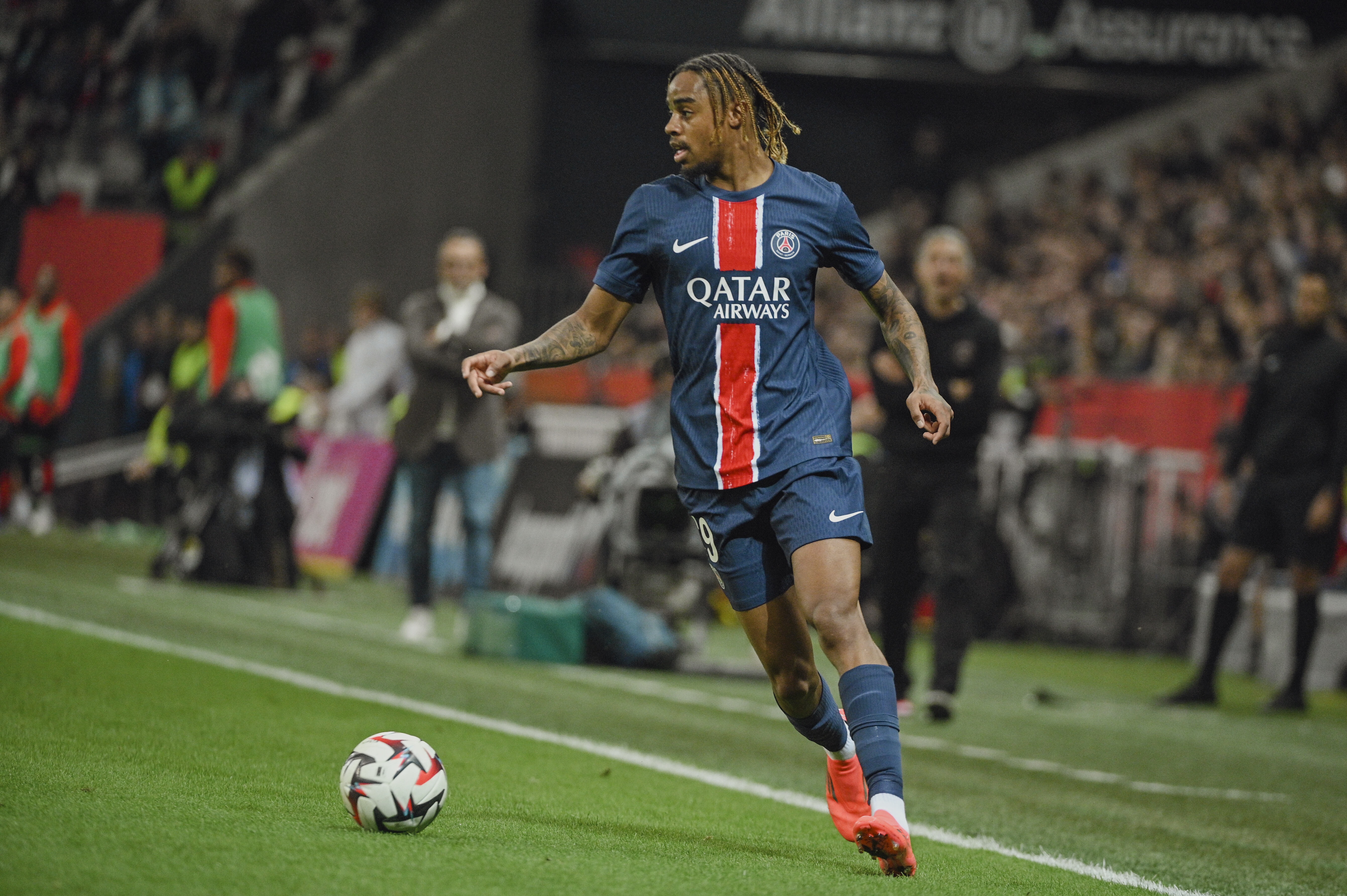 德天空：巴黎不會在今夏出售巴爾科拉，仍可能簽下頂級邊鋒