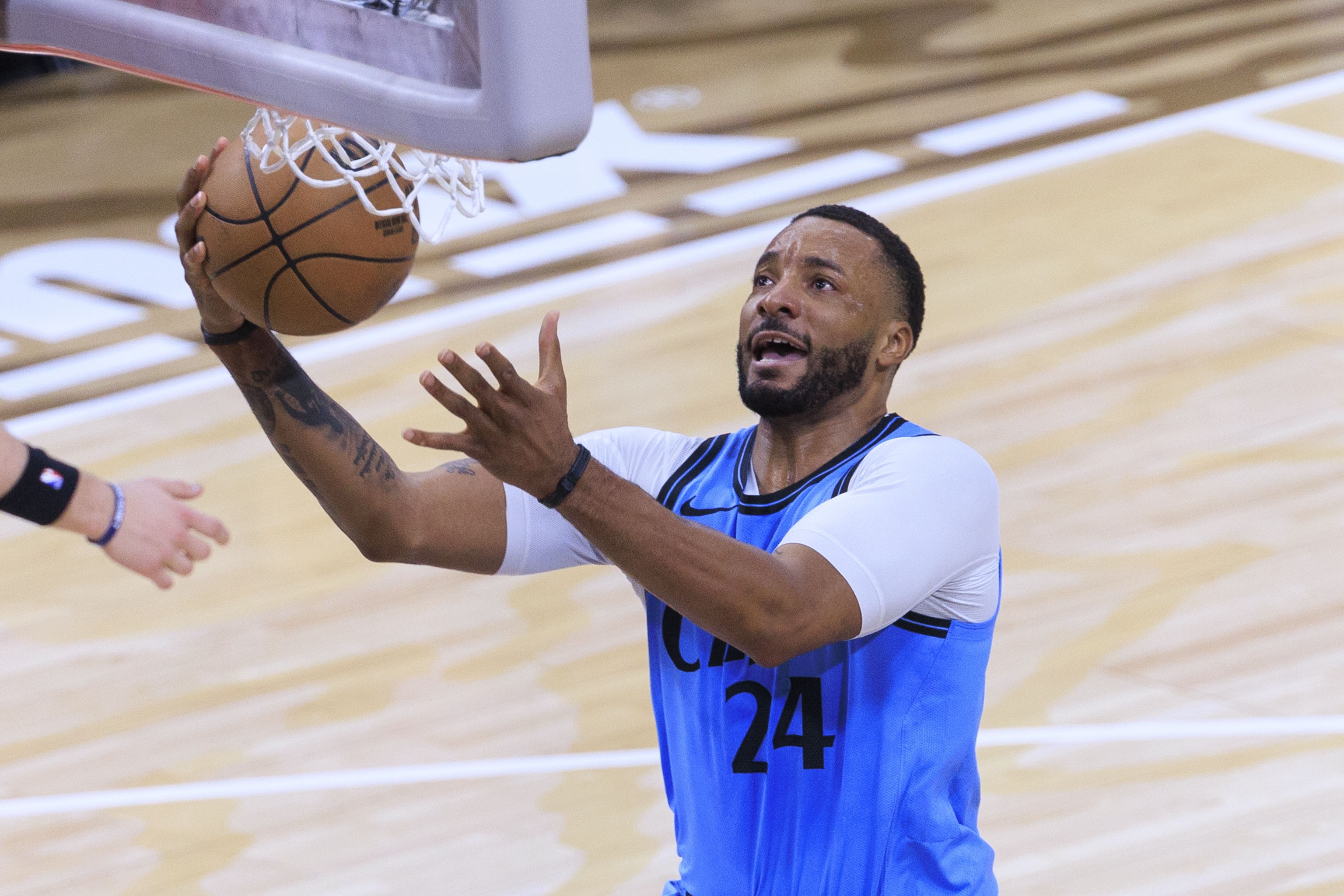 霍里：不理解快船為何送走鮑威爾 上賽季他本該是全明星