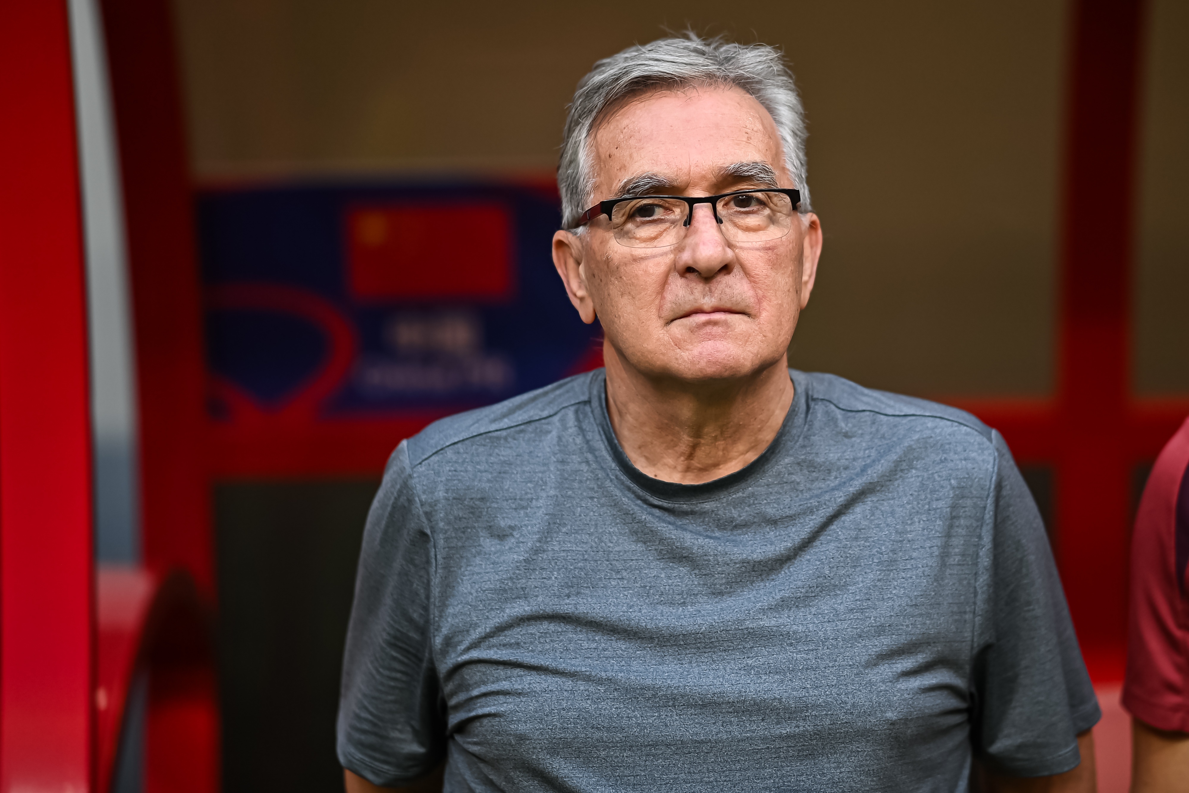 伊萬：執(zhí)教合同會(huì)從世界各地發(fā)來，不論在哪兒工作我都不是過客